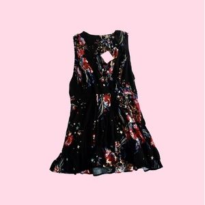 Free People ● NWT ● Starry & Flower Tank Top ● Size Medium